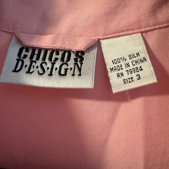 Chico's 100% Silk Pink Embroidered Chic Collared Button-Up Shirt Pearl Buttons - Picture 7 of 15
